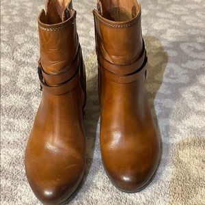 Pikolinos ankle boots, leather, distressed color.